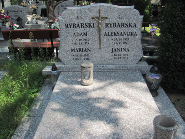 Grób Adam Rybarski
