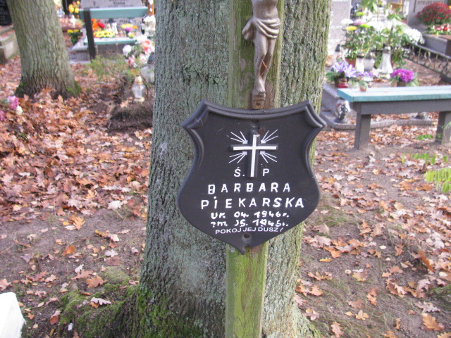 Barbara Piekarska 1946 Słubice - Grobonet - Wyszukiwarka osób pochowanych