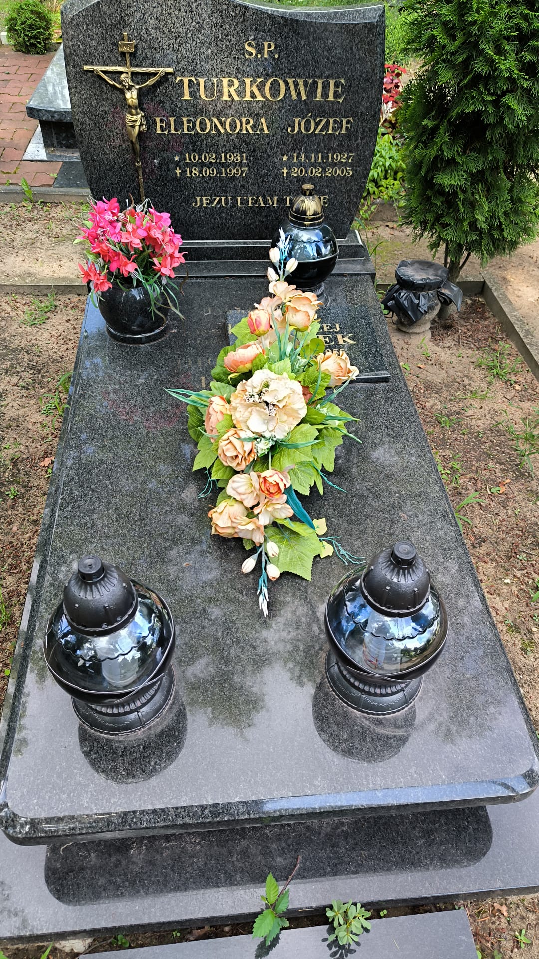 Grób Rozalia Turek