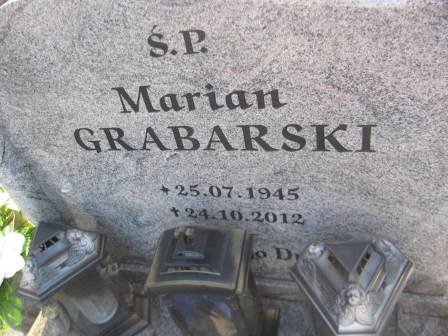 Grób Halina Grabarska
