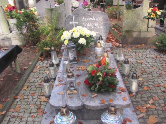 Grób Stanisław Brzeskot