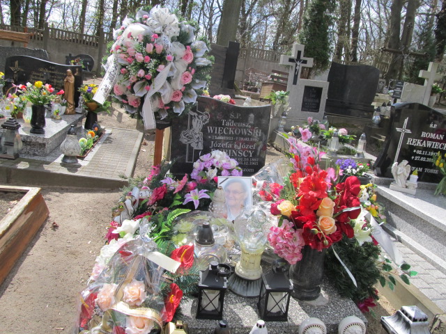 Grób Franciszka Więckowska